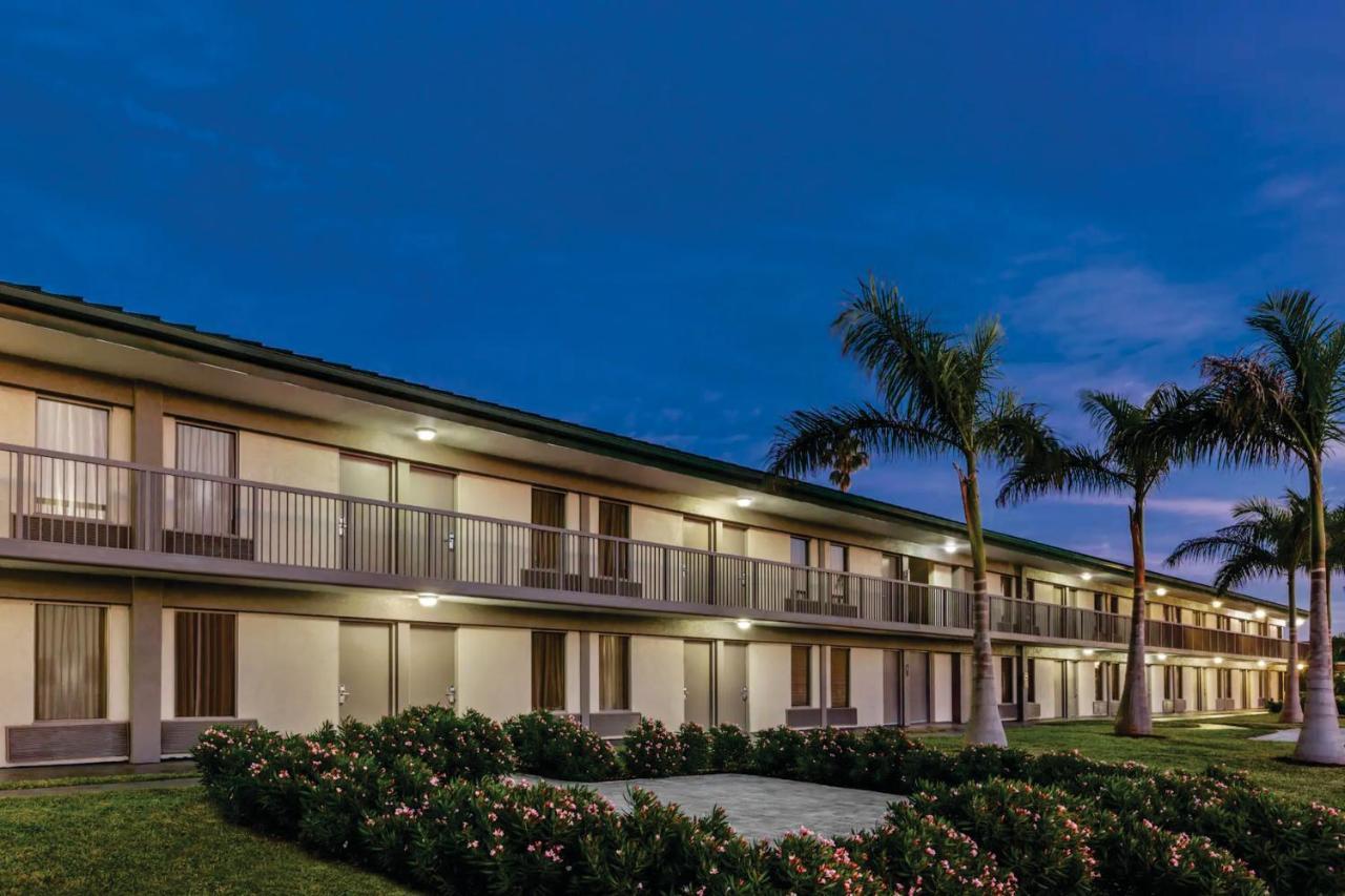 אפרטהוטל South Bradenton Getaway At The Marina מראה חיצוני תמונה